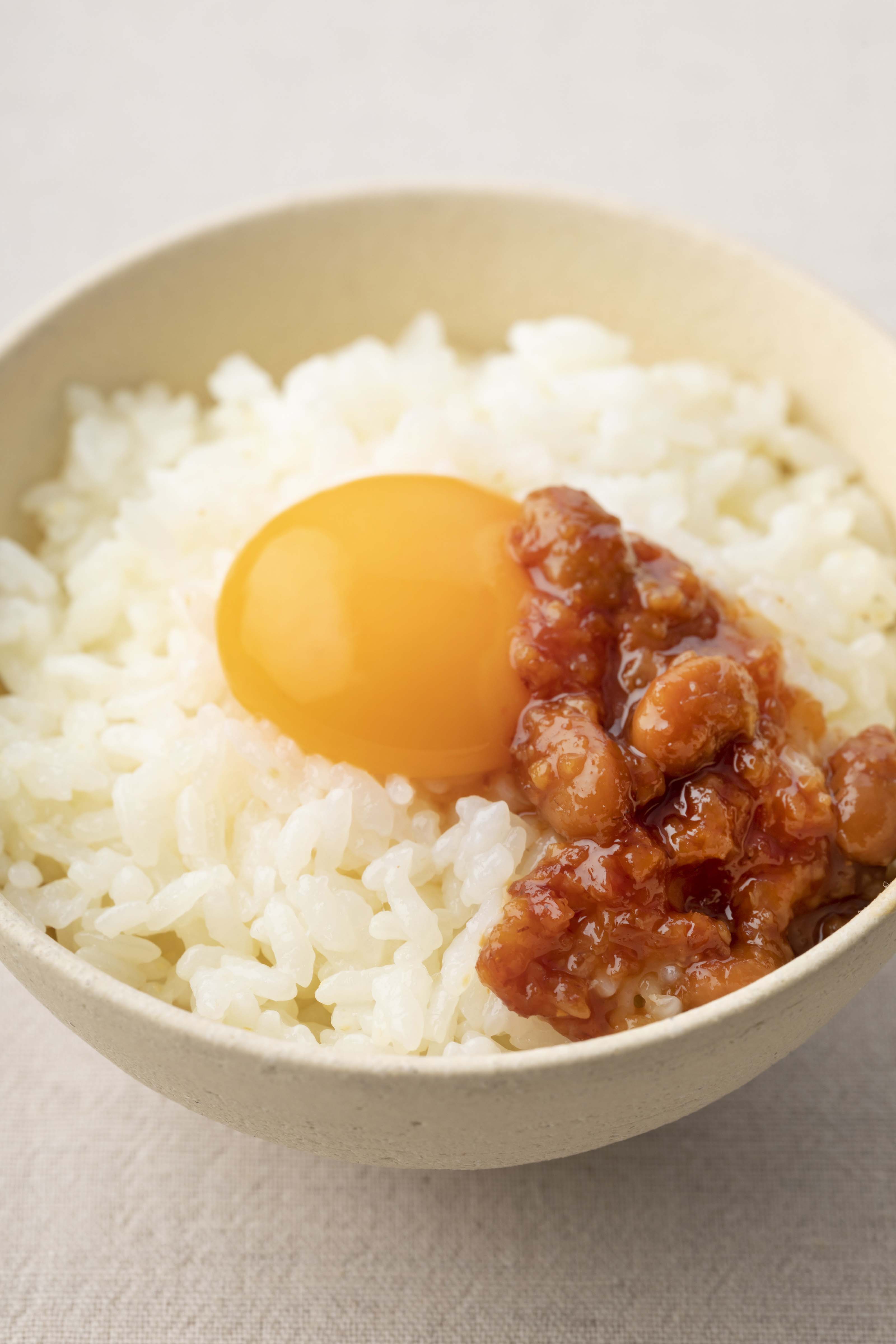 卵かけごはんの歴史が変わる 大ヒット調味料 食べる醤油 徹底検証 調味料 フード レシピ Mart マート 公式サイト 光文社