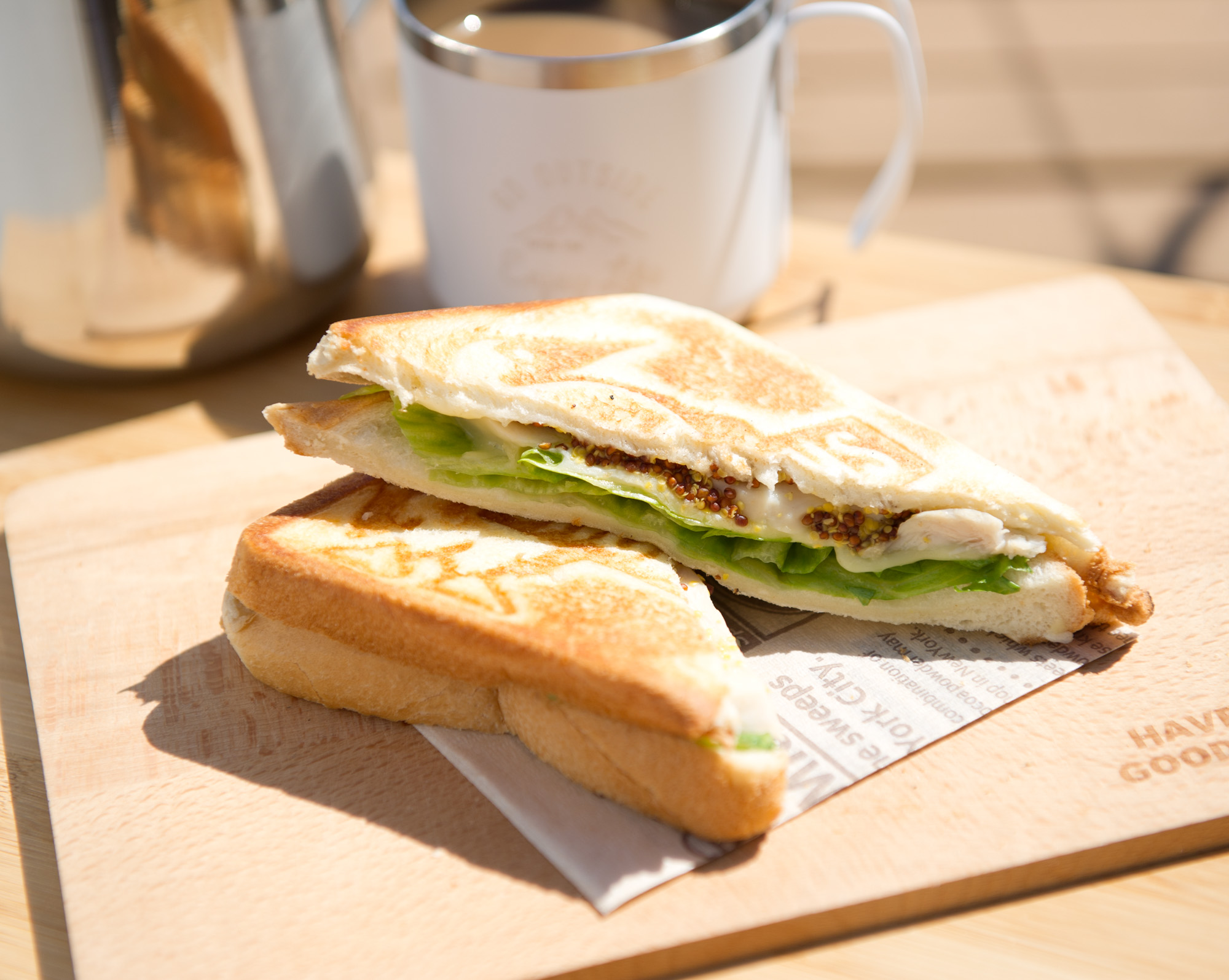 キャンプの美味しい朝食にぴったり 簡単 ホットサンド レシピ レシピ フード レシピ Mart マート 公式サイト 光文社