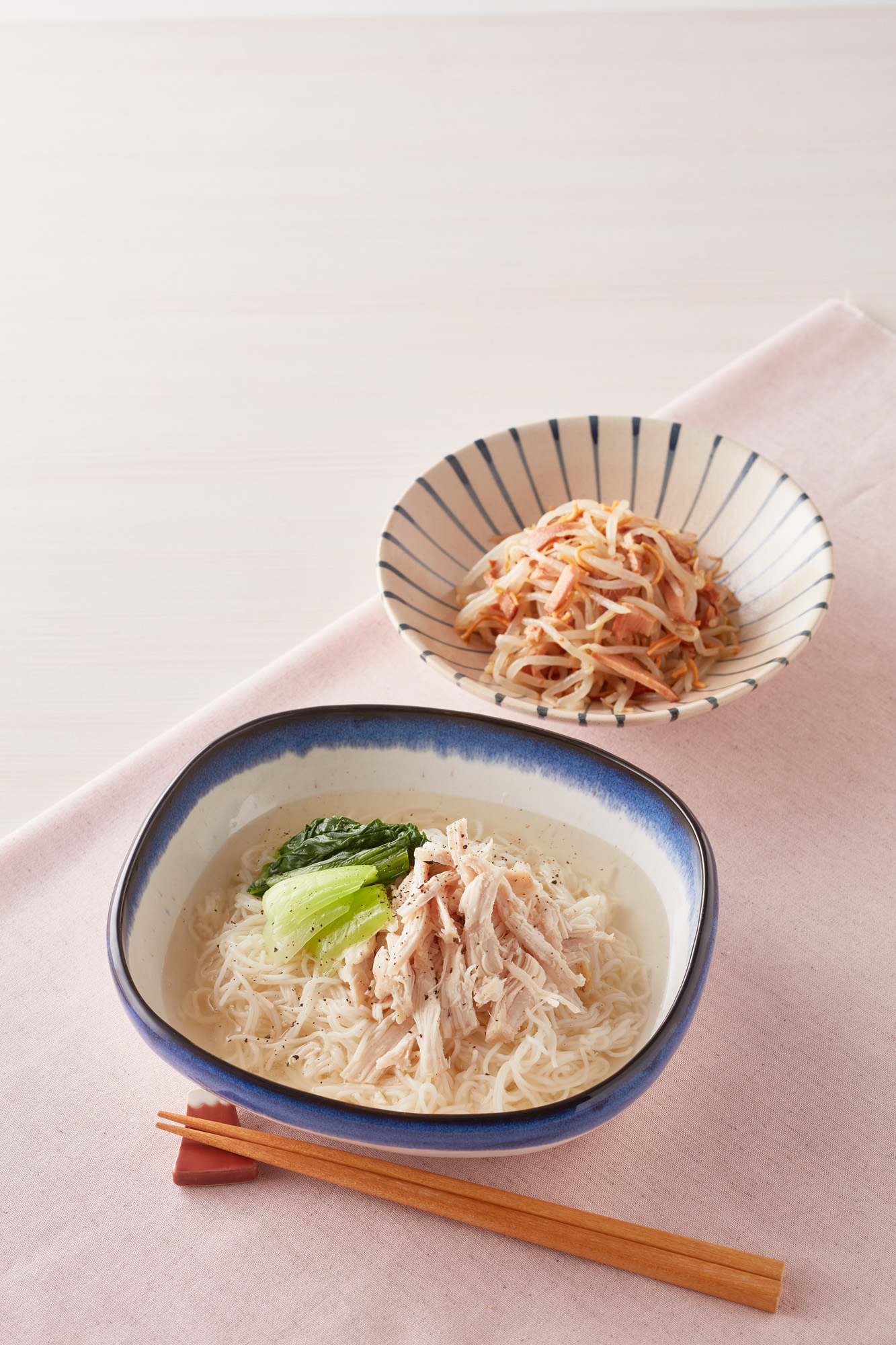 力尽きたら「一麺一菜」ズボラ飯！【鶏塩そうめん＋無限もやし