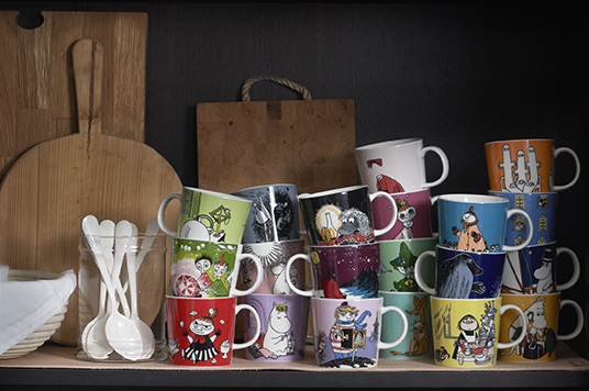 アラビア ARABIA ムーミン マグカップ後ろに シールあり 【公式通販】