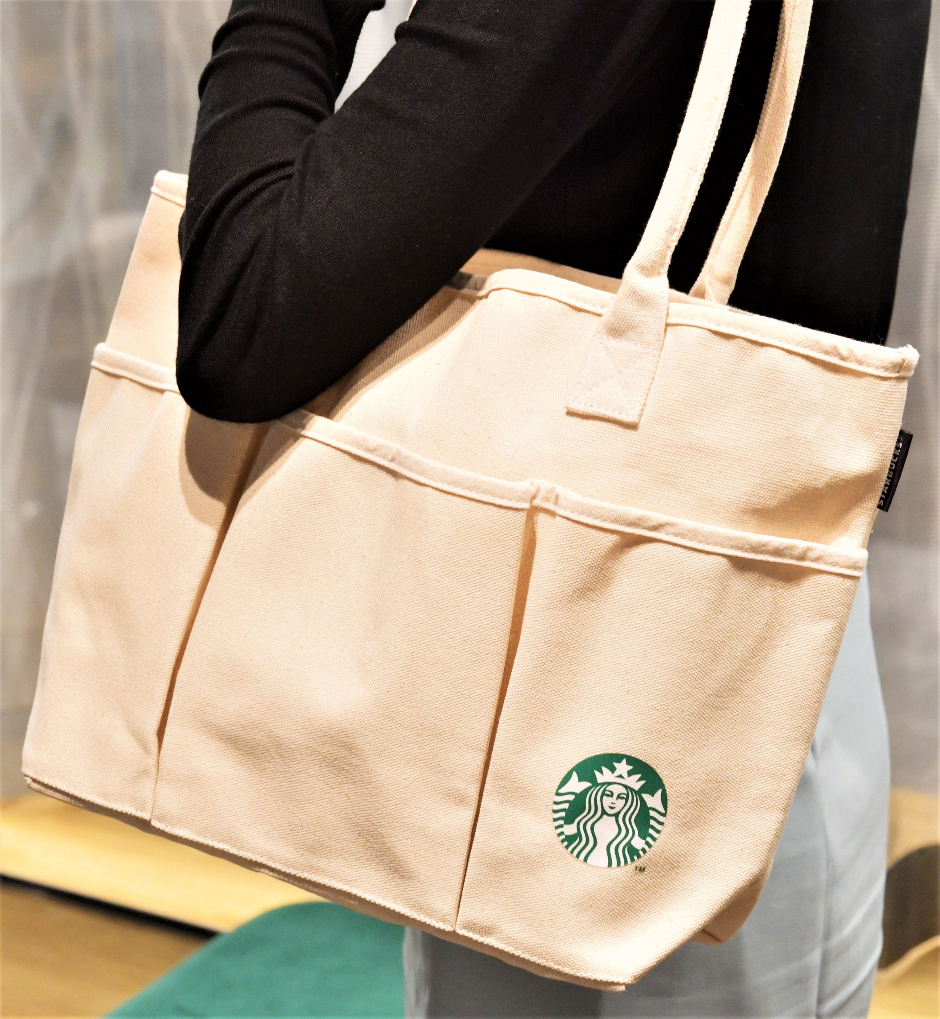 スターバックスの福袋】がおうちに届きます。今年はオンラインで