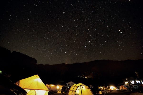 兵庫・若杉高原おおやキャンプ場で見られる満天の星空