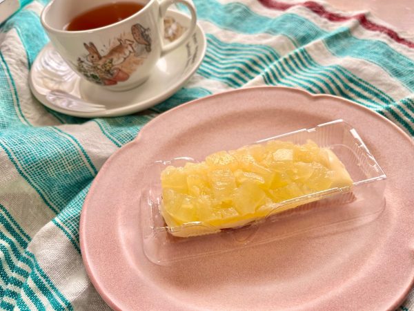 Uchi Café×RINGO ごろっとリンゴのパイバー　¥280