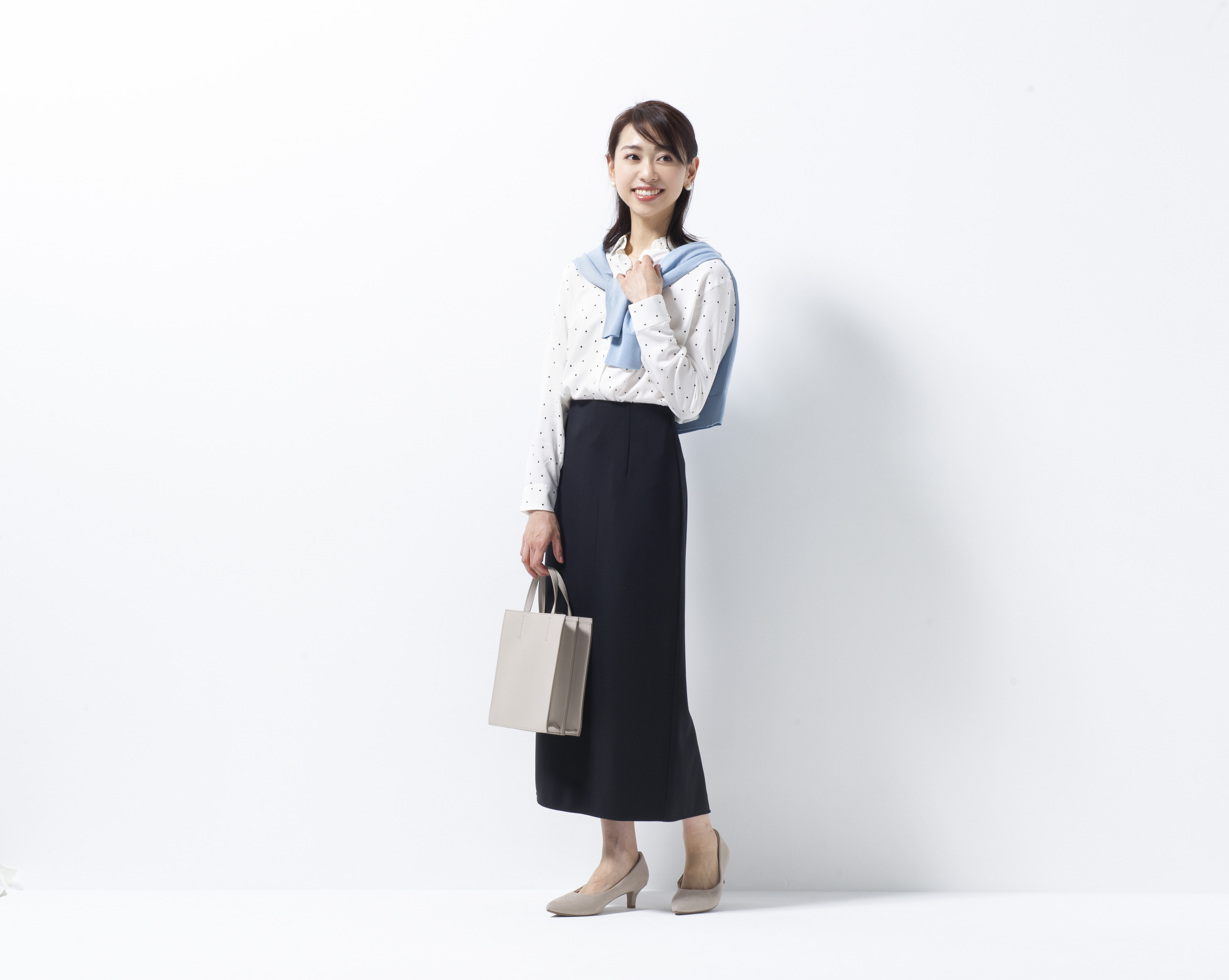 ユニクロ タイトスカートがシルエット美すぎて自信がもてる ファッション 雑貨 Mart マート 公式サイト 光文社