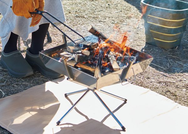 荷物も減らせる！BBQグリル兼用のおすすめ焚き火台4選 | レジャー 