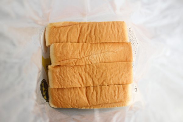 商品名：7PG　北海道産小麦の金の生食パン　4枚入価格：375.84円（税込）