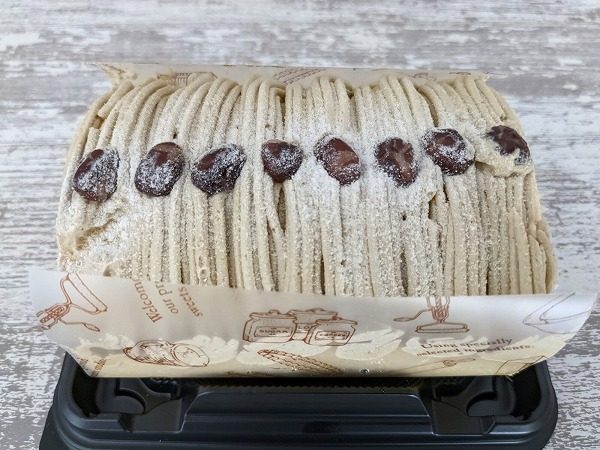 湘南プレミアム 加賀棒ほうじ茶のあんこロールケーキ