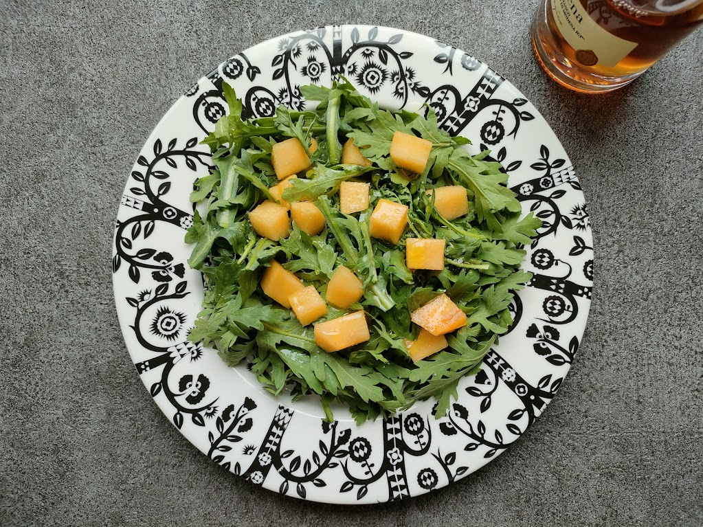 柿と春菊のサラダ