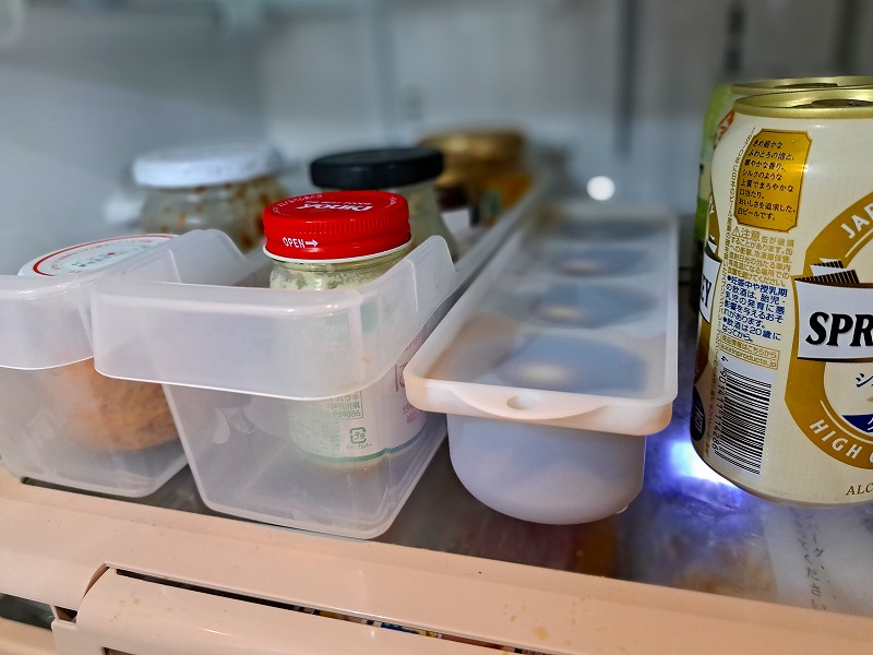 かんたん味玉クッカーが冷蔵庫に入っている状態