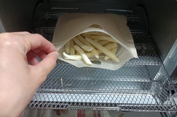 セリア「トースターバッグ」で冷凍ポテトフライを温め直し図