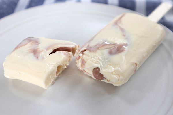 「リッチチョコバッキー　発酵バター」断面図