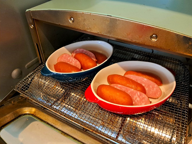 ダイソーの耐熱皿をトースターに入れる