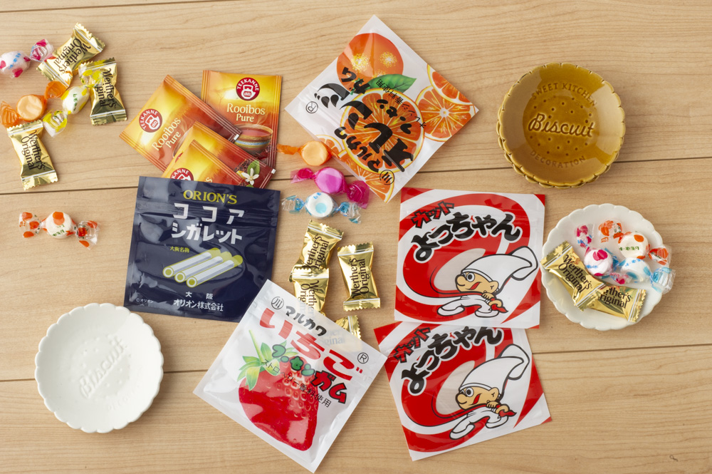 アメキャラジッパーバック お菓子パッケージ柄（アメキャラ