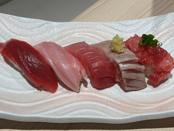 回転寿司みさきの「生本鮪五貫盛」