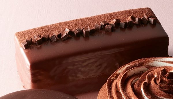 シャトレーゼ　2023バレンタイン　ケーキオショコラ