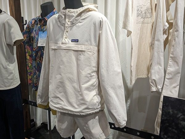 patagonia / パタゴニア  ファンホッガーズ  アノラック　50周年