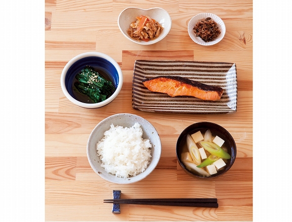 一汁三菜」朝食が30分で完成！上島亜紀さんに習う4つのダンドリ