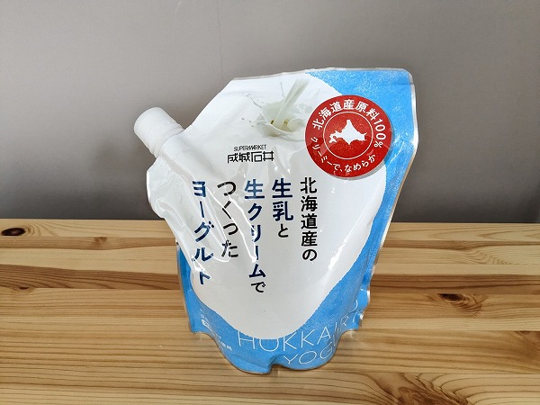成城石井 北海道産の生乳と生クリームでつくったヨーグルト 