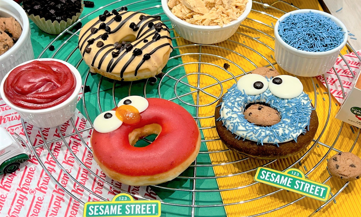 再販★ピーナッツクリーム×セサミドット★ ハンドメイド　リバーシブル　スタイ 4c85c234076325c638e2c305400f29