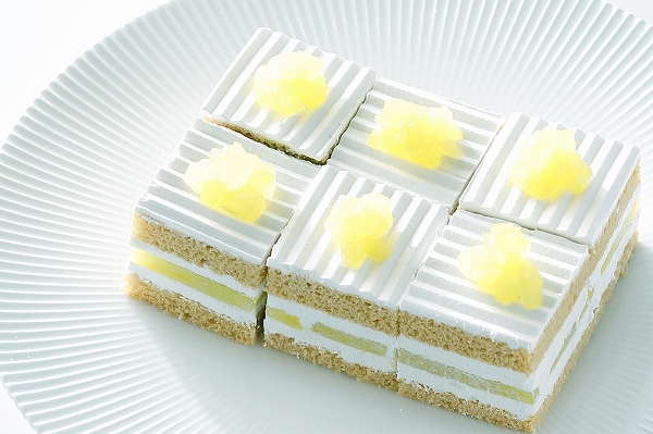 ニューオータニ（東京）の「スーパーメロンショートケーキ」ミニサイズ