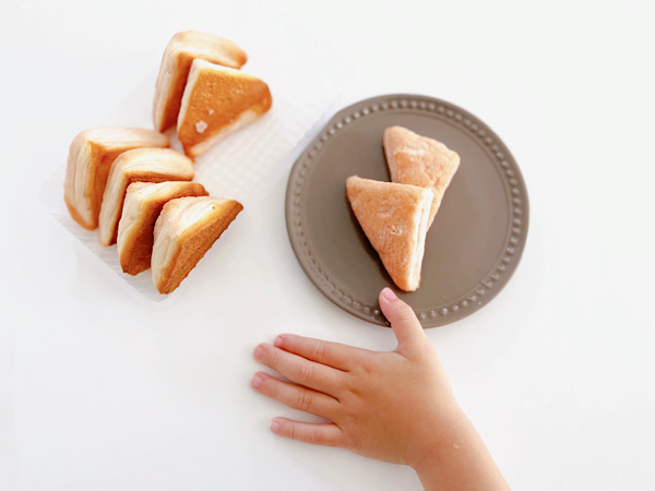 さんかくパン　いちご　セブンイレブン