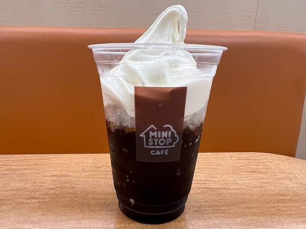 ミニストップの「まぜてのむ ほろにがコーヒーゼリー」