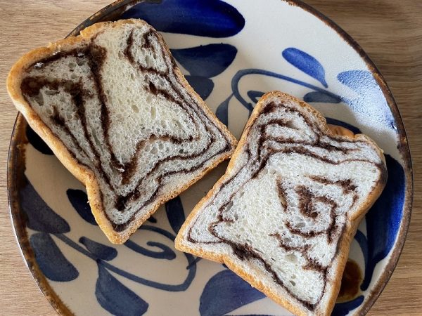 セブン-イレブンのチョコ食パン