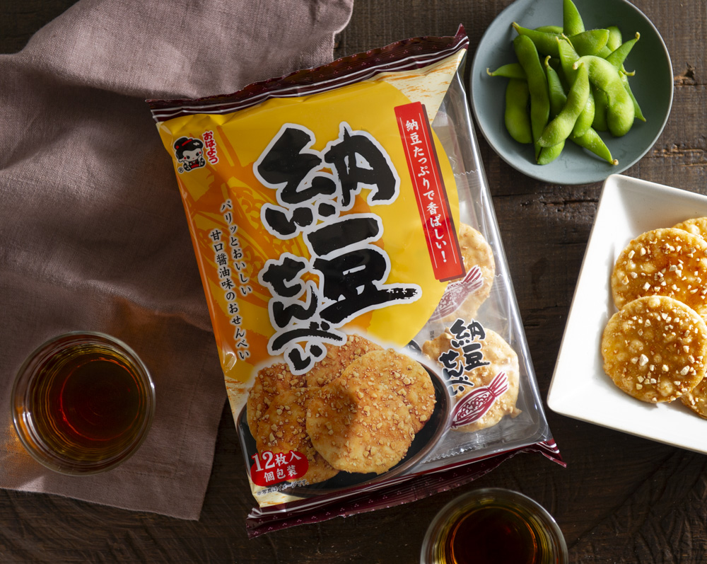 秋田発！ひきわり納豆をたっぷり使った「納豆せんべい」はおやつや