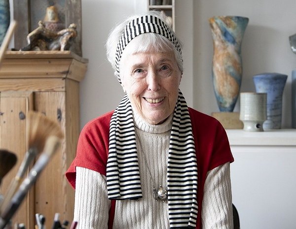 スウェーデンの人気陶芸家リサ・ラーソン
