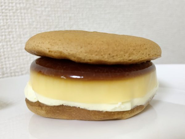 ローソンの「ふわどらサンド(プリン＆ホイップ)」