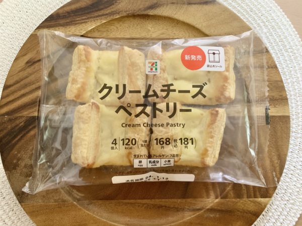 セブン-イレブンの「クリームチーズペストリー４個入」