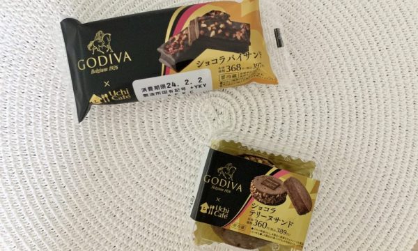 GODIVAコラボスイーツ